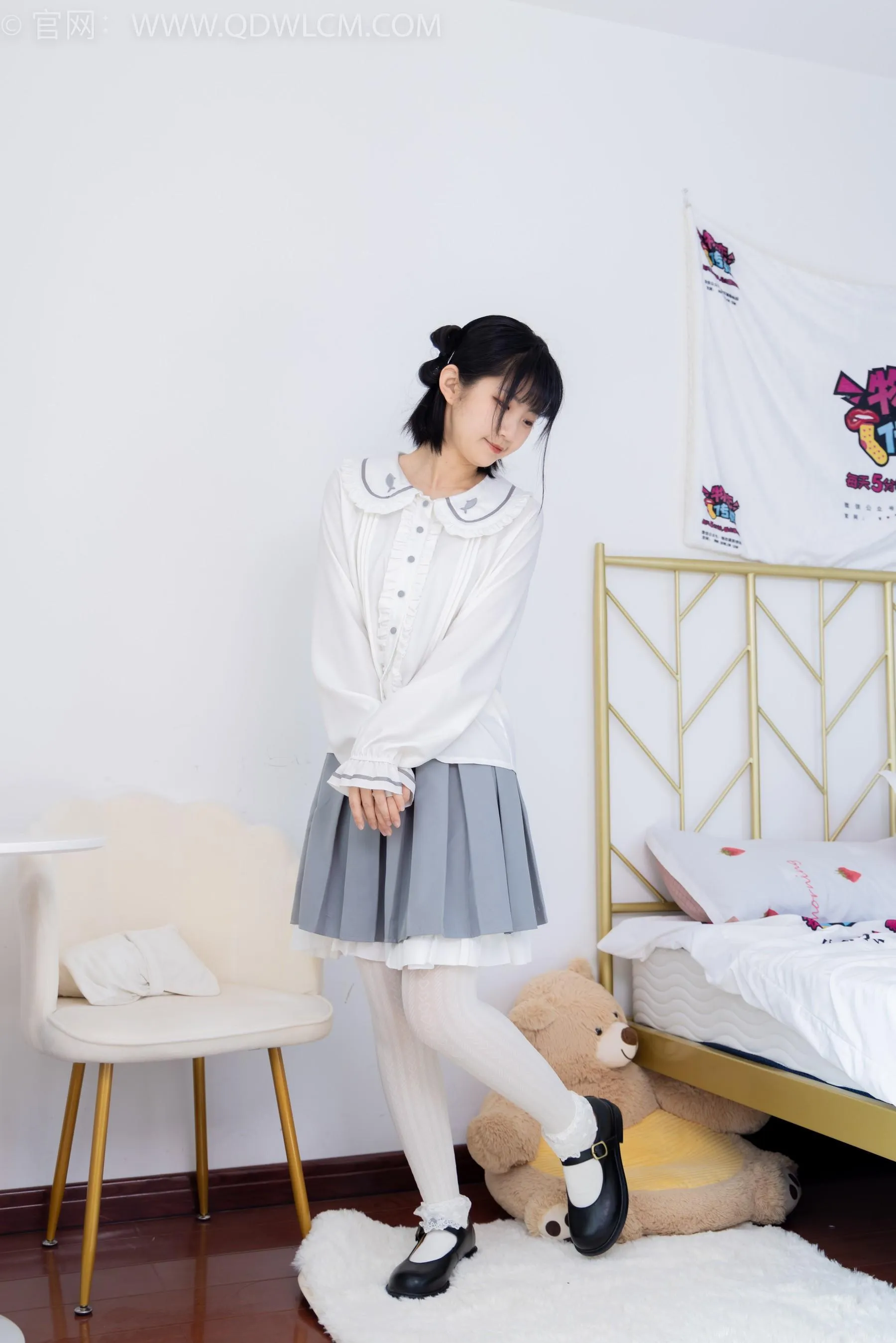 物恋传媒 NO.1528 暗月-夏日葡萄 [151P]插图2